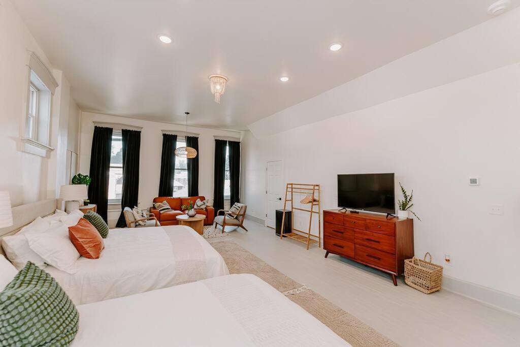 East Main Lofts - Boho 203 Apartman Madison Kültér fotó